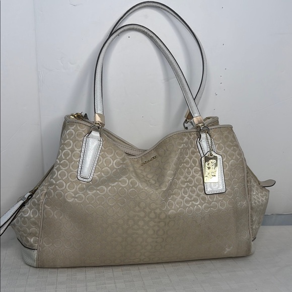Coach Beige Signature Tote Bag - Picture 1 of 10